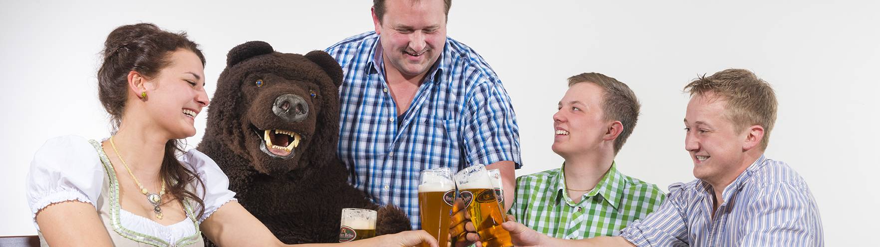  Der Grafenauer Stadtbär und sein "Bären"-Bier 