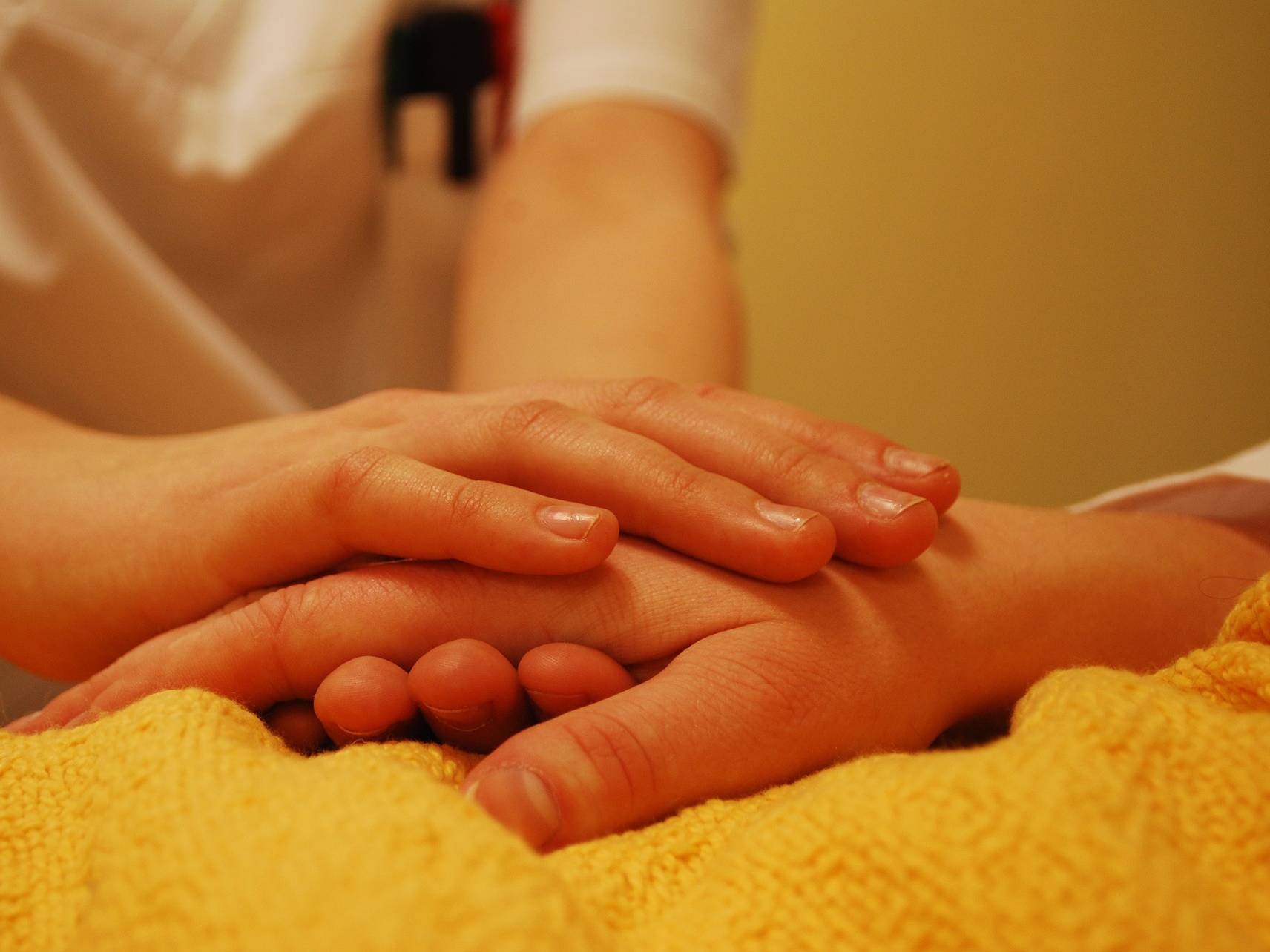  Pflege - Tröstende Hand 